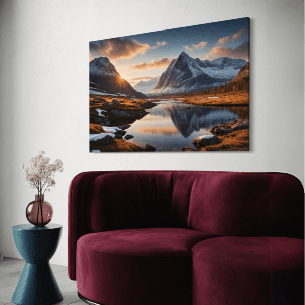 Detalj norsk natur – Fjelltopper i Morgenlys